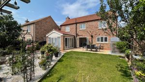 Photo 26- click for photo gallery